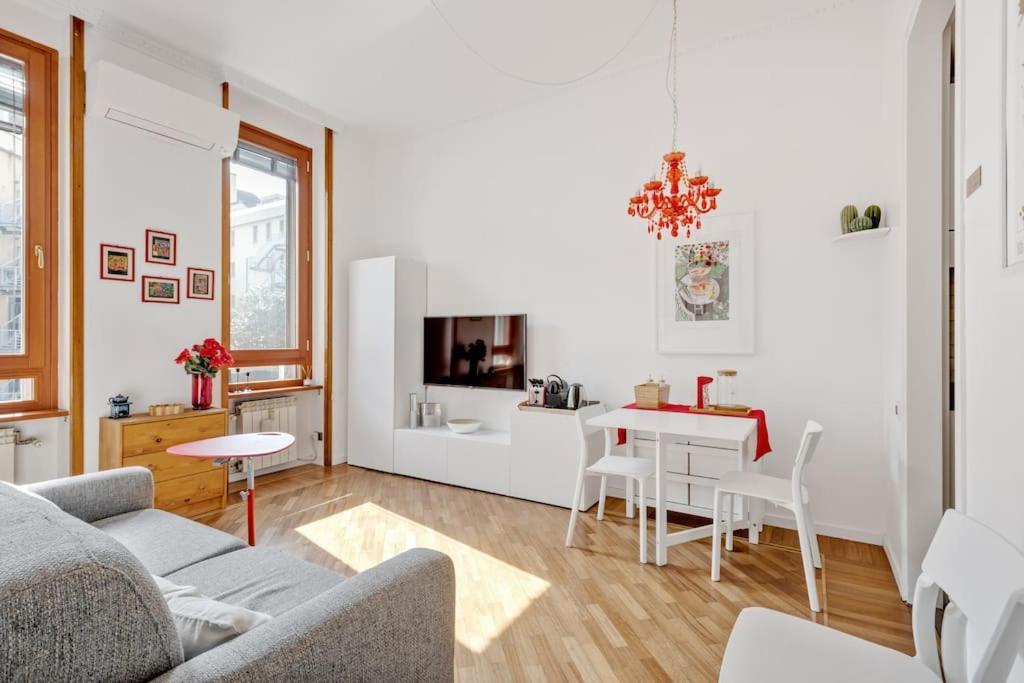 Easylife - Bello E Luminoso Flat In Zona Centrale Milano Eksteriør bilde